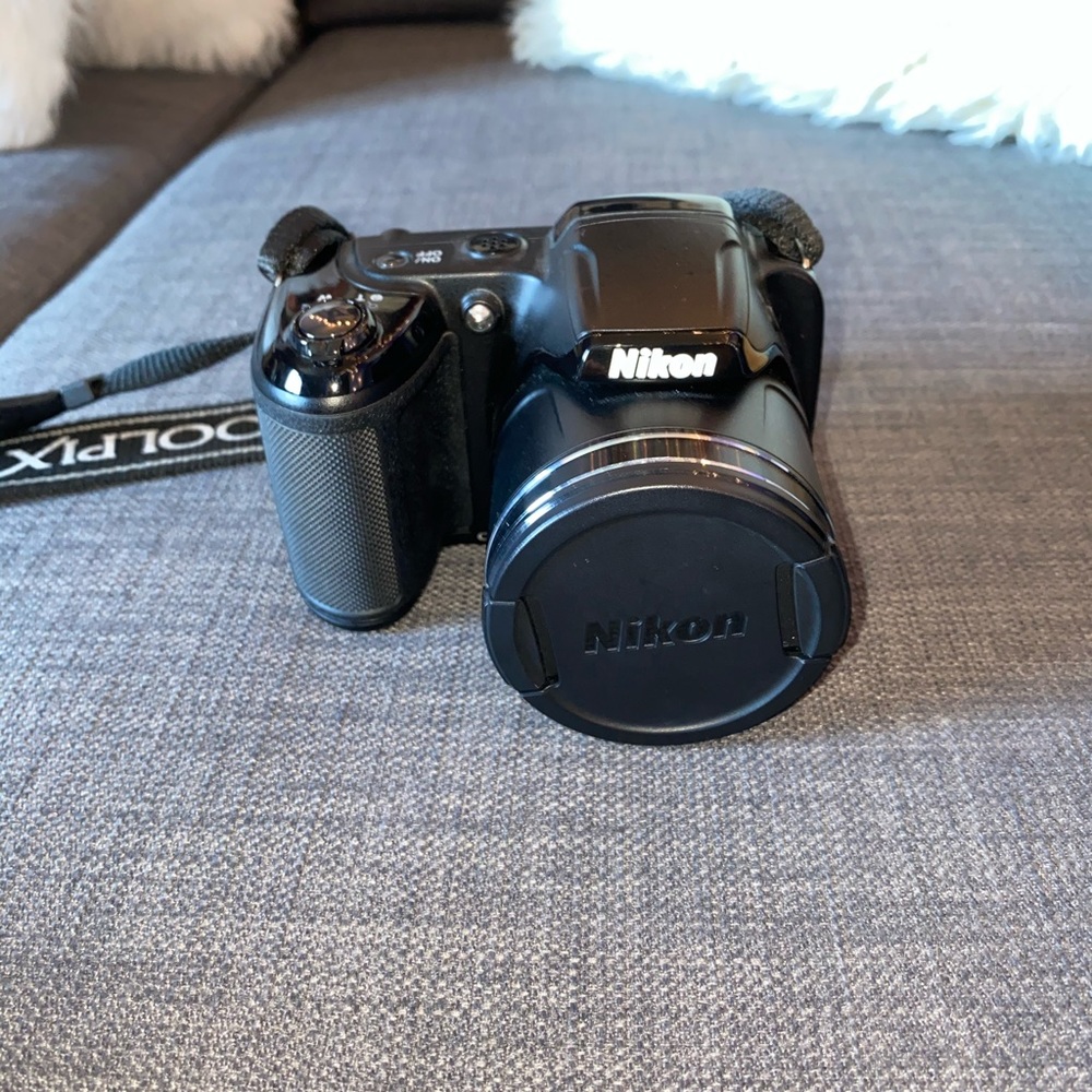 Nikon COOLPIX L330 Digital Camera